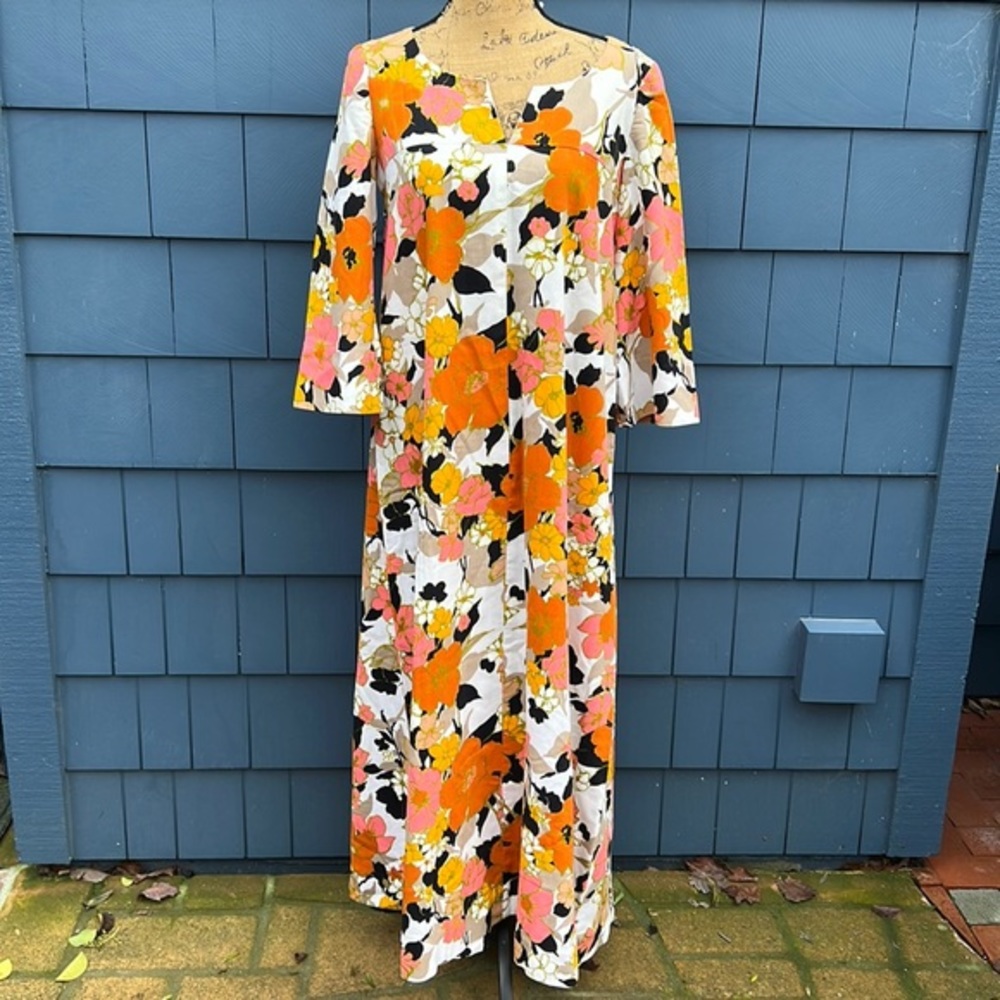 Vintage handmade 60’s or 70’s dress gorgeous M/L orange pink